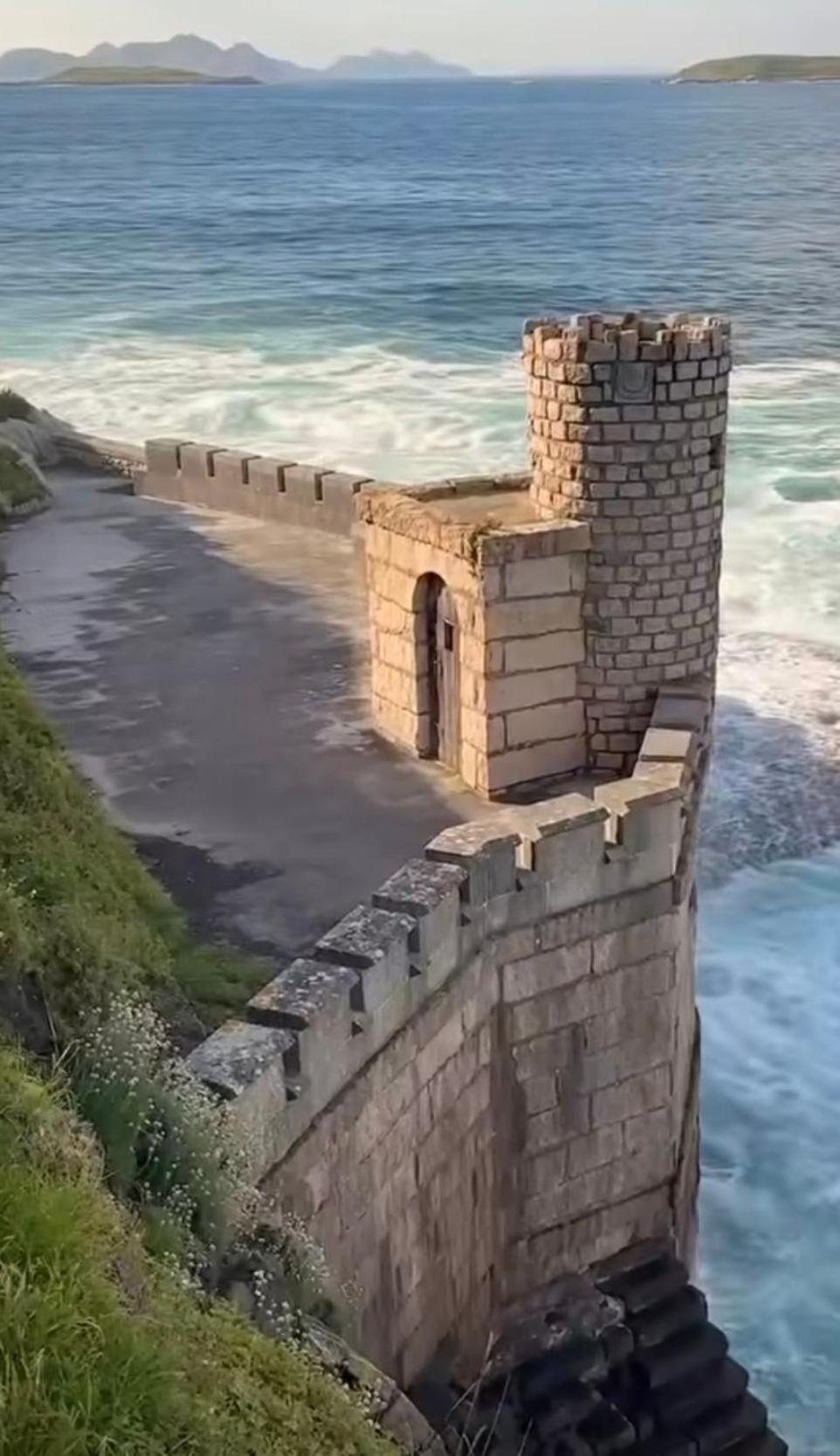 Estudio Impresionantes Vistas Con Terraza Y Piscina 바이오나 외부 사진